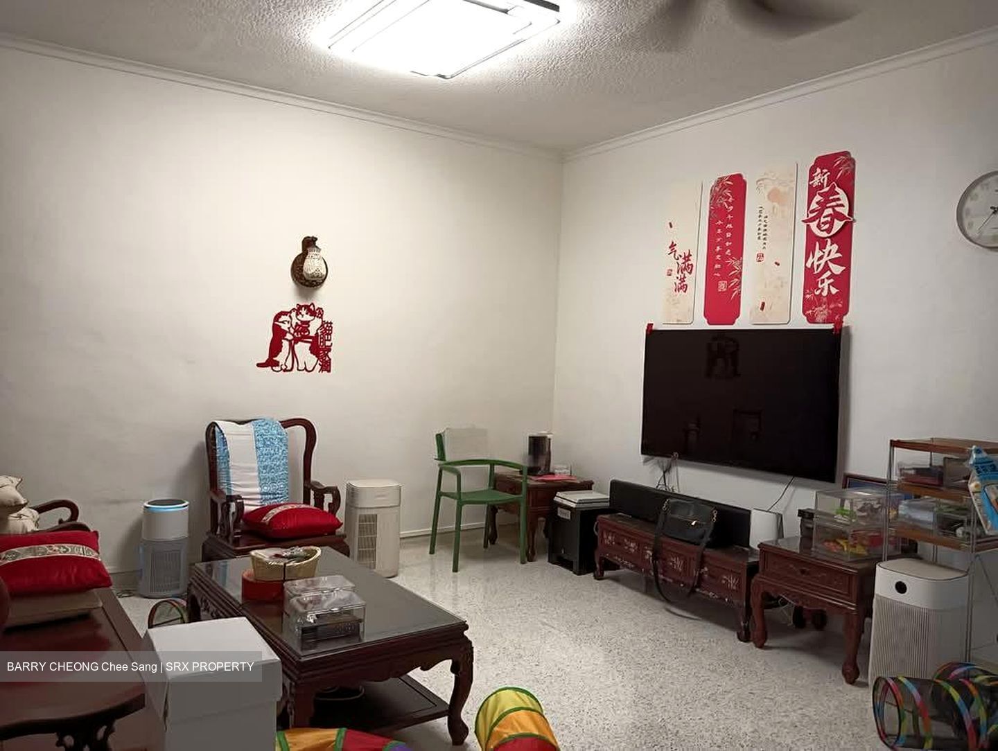 Richards Avenue (D19), Terrace #556709511
